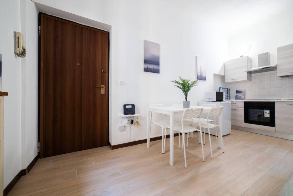 Apartment 4 Stops From The City Center Μιλάνο Εξωτερικό φωτογραφία